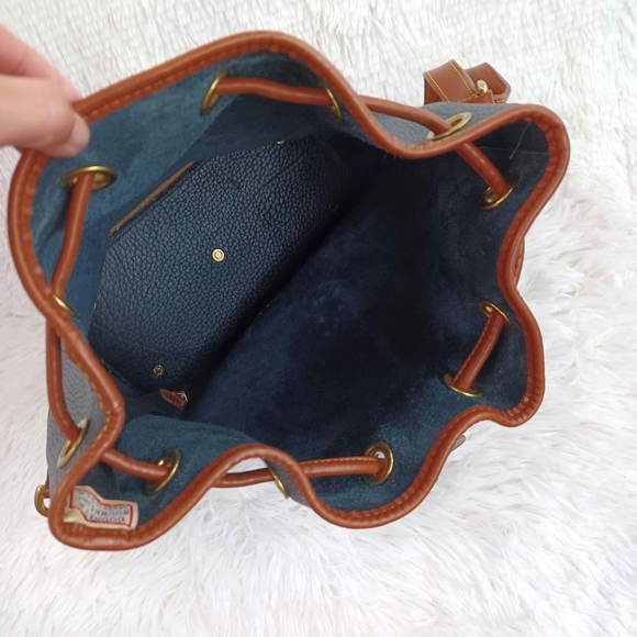 VTG Dooney & Bourke Navy and Brown Purse - Picture 6 of 16